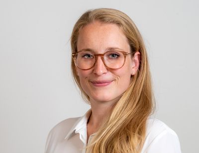 Porträtfoto von Dr. med. dent. Sophia Weber, Foto: Robert Wolter